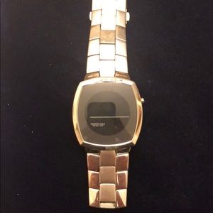 Kenneth Cole reaction